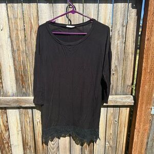 Emerald blouse long sleeve lace edge size medium